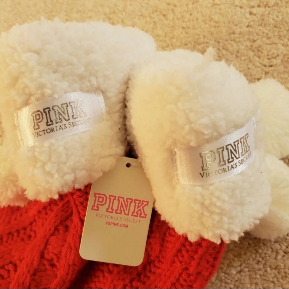 VS Pink Sherpa Lined Knee Socks & Plush Plaid Robe - Picture 3 of 5